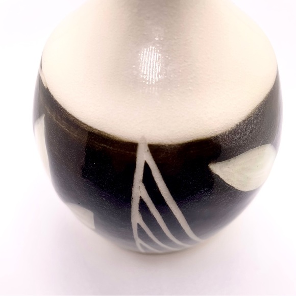 Brown and Cream Leaf and Stem Stoneware Bud Vase - Picture 5 of 8